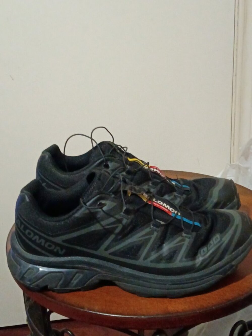 Salomon XT-6 Men's Black Low Top Lace-Up Athletic Sneakers Style 410866 Size 8